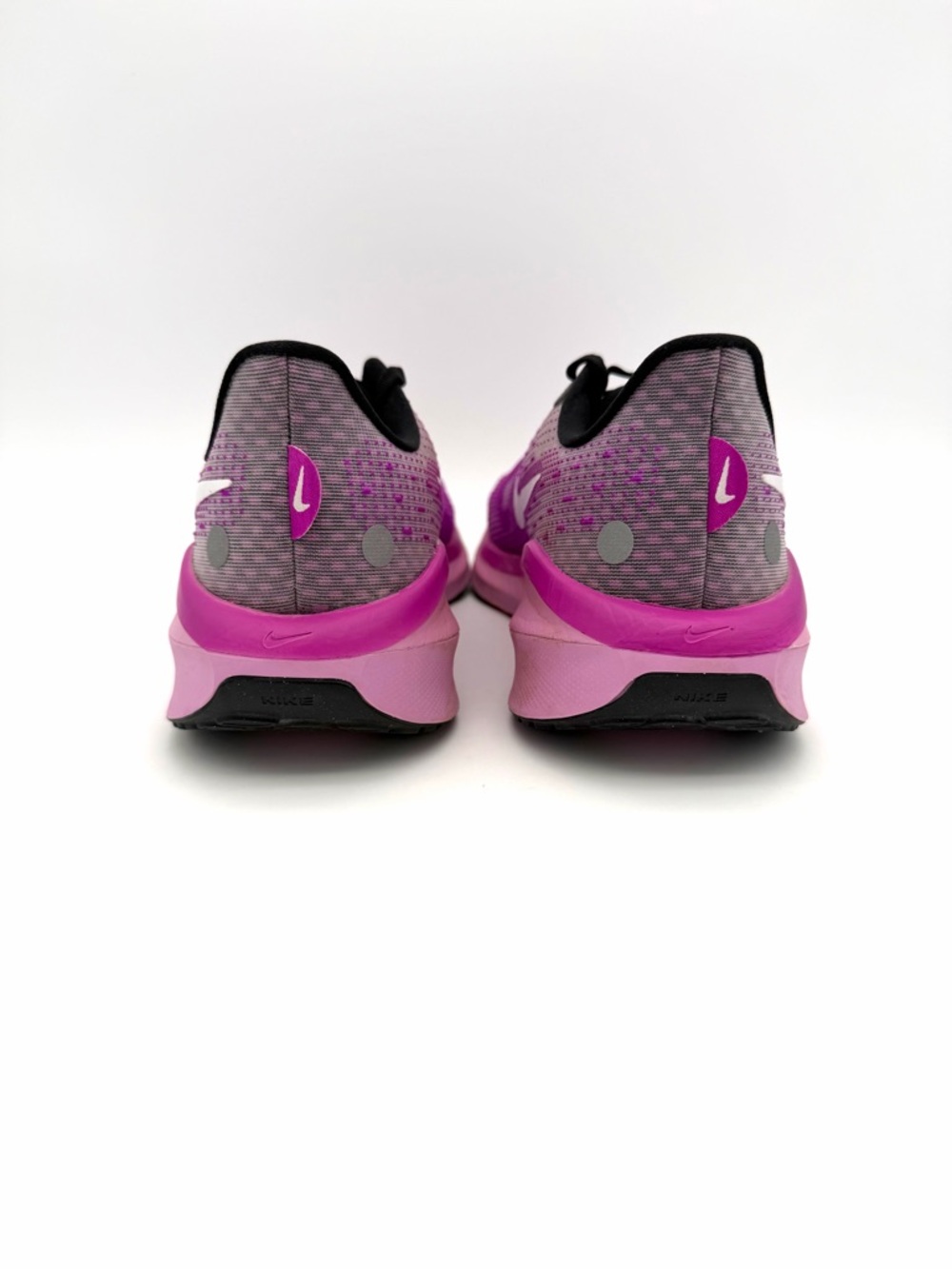 Nike Men's Nike Vomero 17 Shoes Sneakers Size 10.5 Running Walking Casual Tennis - Picture 7 of 10